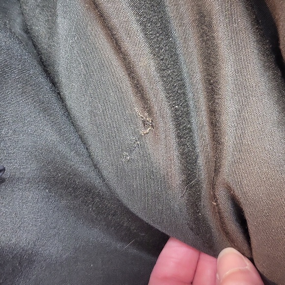 COLDWATER CANYON Black Leather Tote Bag - Picture 13 of 16